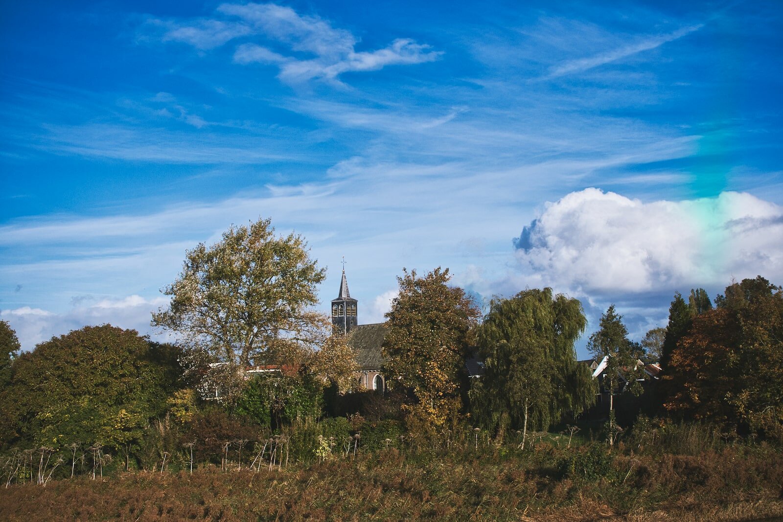 Zuiderdijk (achtergrond Oosterleek & Kerk)