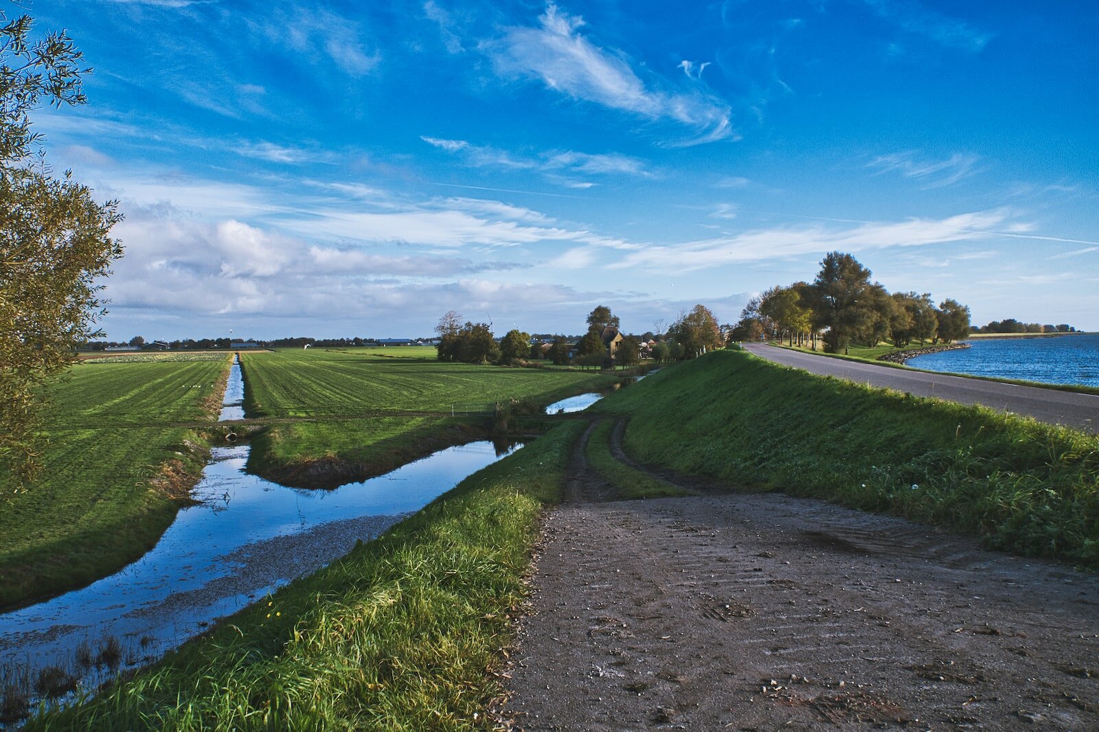 Zuiderdijk bij Oosterleek